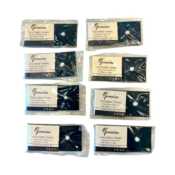 Genuine Cultured Pearl from Japan Set of 8 - Picture 1 of 2